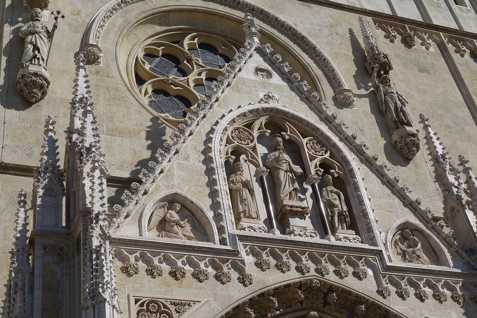 Cathedral monument